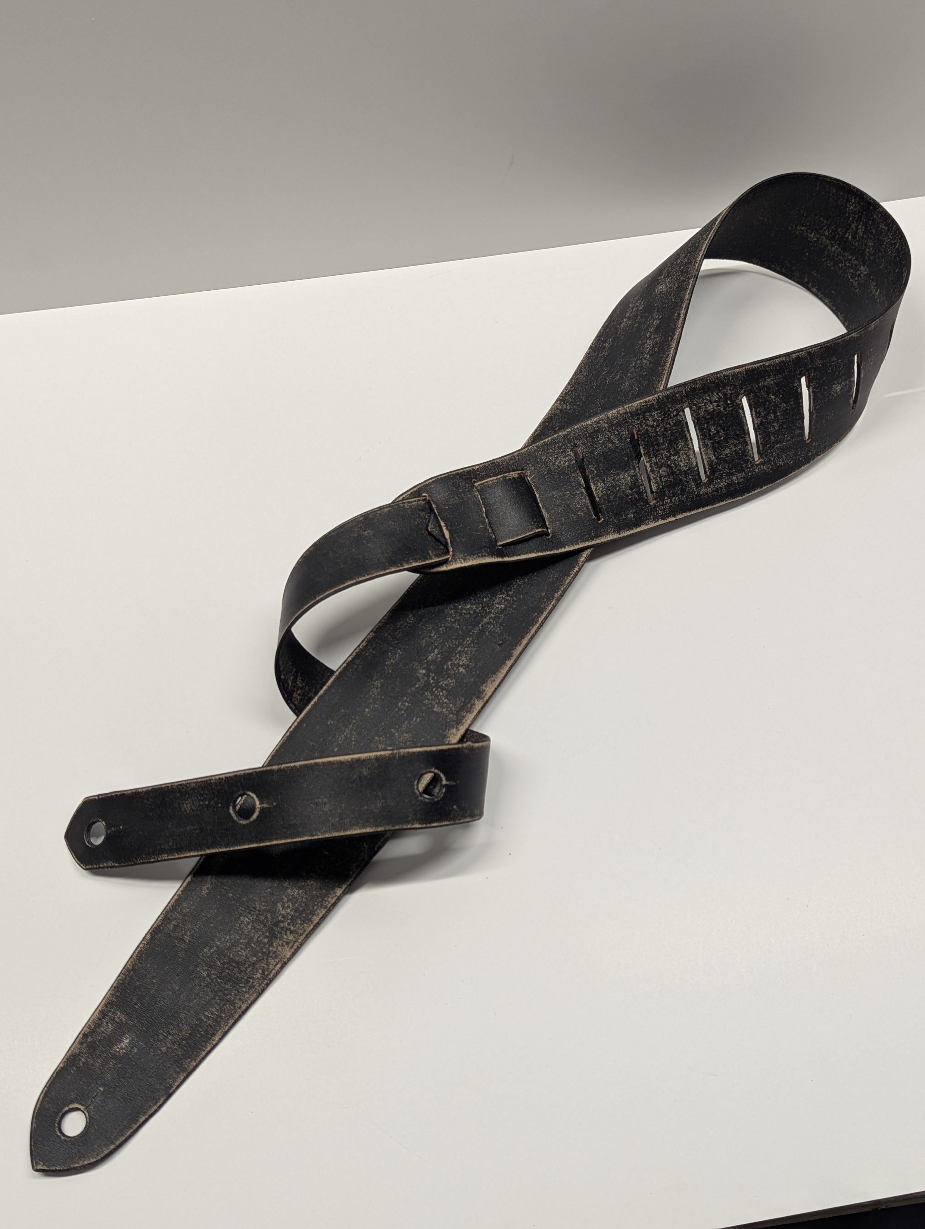 The Streamlined Guitar Strap